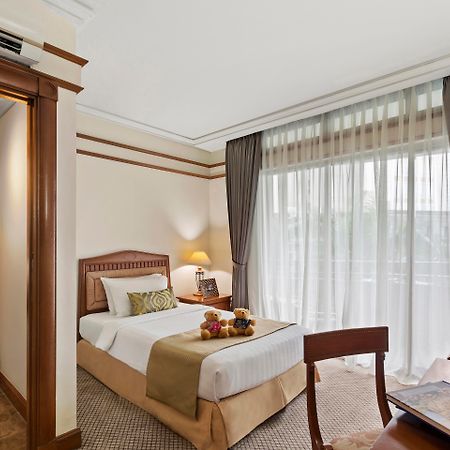 Somerset Grand Citra Jakarta Exterior foto